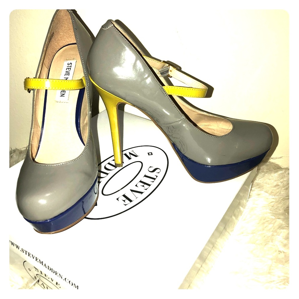 Steve Madden Color-block pump